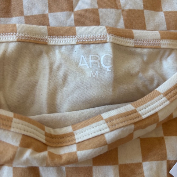 Arq cropped tank and underwear set - Picture 3 of 5